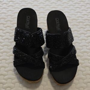 NWOT Corkys Women's Black Beaded Sandals